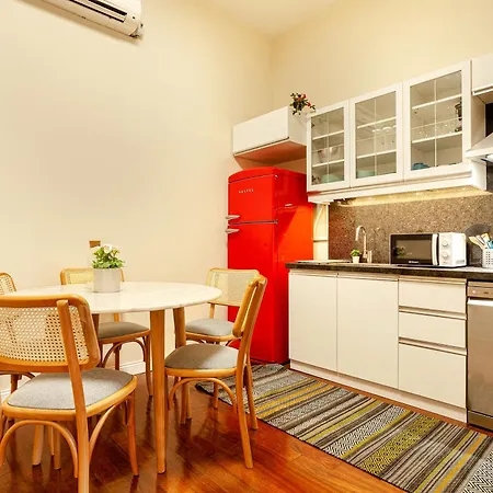 Stylish Flat Near Istiklal Street アパート *