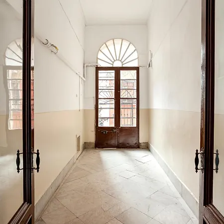 Stylish Flat Near Istiklal Street アパート *