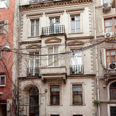 Stylish Flat Near Istiklal Street アパート *